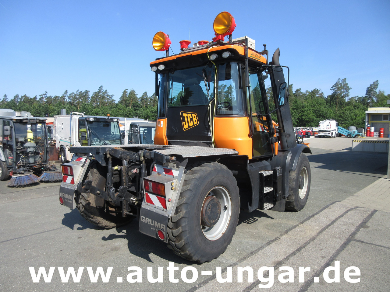 JCB Landpower Fastrac HMV 3200 Bj. 2009 80km/h 4x4 2x PTO 195PS - Τρακτέρ: φωτογραφία 2 JCB Landpower Fastrac HMV 3200 Bj. 2009 80km/h 4x4 2x PTO 195PS - Τρακτέρ: φωτογραφία 2