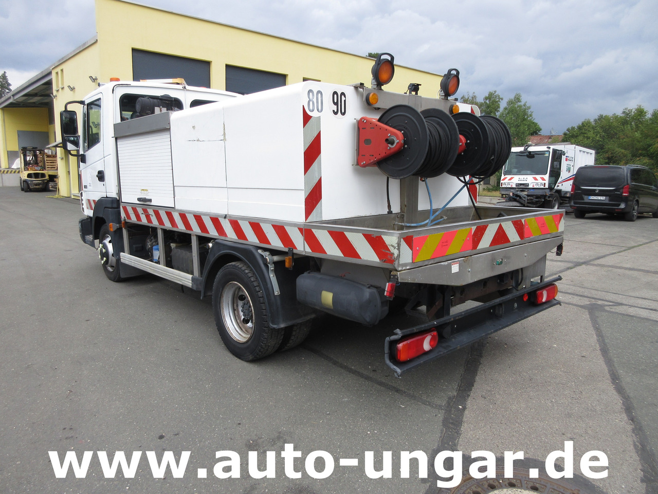 NISSAN Atleon 70.14 mit Hochdruckreiniger Wasserwagen Waschwagen Kärcher High Pressure - Κοινοτικο όχημα/ Ειδικό όχημα: φωτογραφία 5 NISSAN Atleon 70.14 mit Hochdruckreiniger Wasserwagen Waschwagen Kärcher High Pressure - Κοινοτικο όχημα/ Ειδικό όχημα: φωτογραφία 5