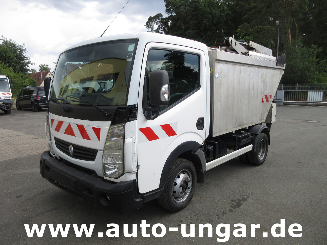RENAULT Maxity 3.500kg Faun Provence Benne Müllwagen 5m³ Alumulde mit Presse - Απορριμματοφόρο: φωτογραφία 3 RENAULT Maxity 3.500kg Faun Provence Benne Müllwagen 5m³ Alumulde mit Presse - Απορριμματοφόρο: φωτογραφία 3