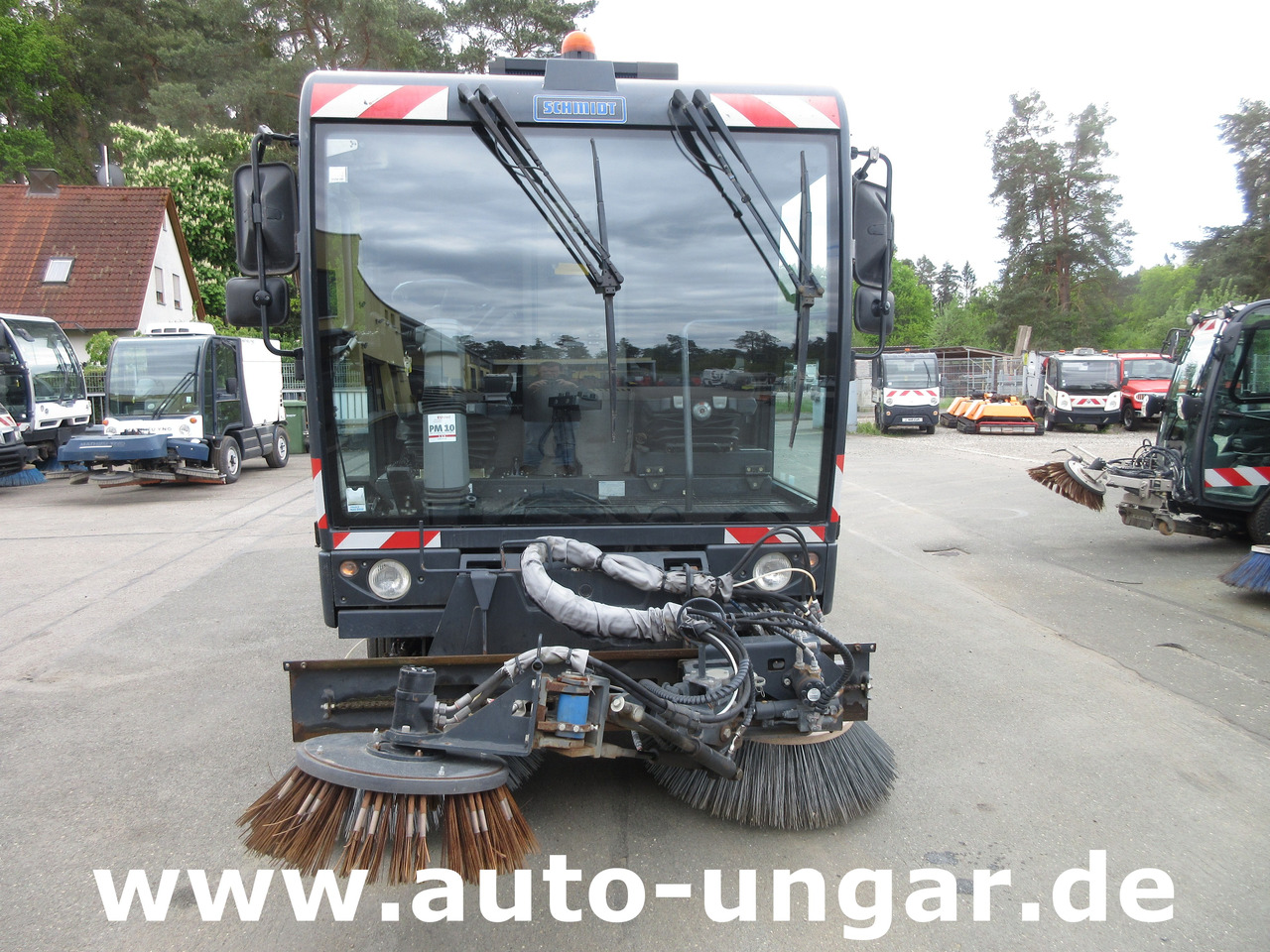Schmidt Cleango 500 CS556 Euro 6 mit Wildkrautbesen Kehrmaschine aus 1. Hand - Σάρωθρο δρόμων: φωτογραφία 2 Schmidt Cleango 500 CS556 Euro 6 mit Wildkrautbesen Kehrmaschine aus 1. Hand - Σάρωθρο δρόμων: φωτογραφία 2