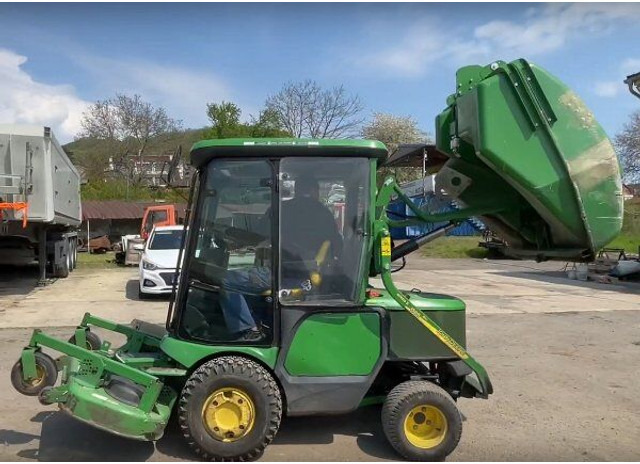 John Deere 1565 Serie II 4WD + MCS 600H - Χλοοκοπτικό: φωτογραφία 2 John Deere 1565 Serie II 4WD + MCS 600H - Χλοοκοπτικό: φωτογραφία 2