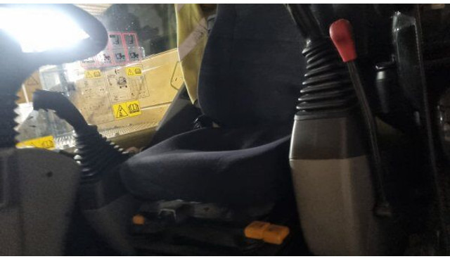 Komatsu PW 138 MR - Τροχοφόρος εκσκαφέας: φωτογραφία 4 Komatsu PW 138 MR - Τροχοφόρος εκσκαφέας: φωτογραφία 4