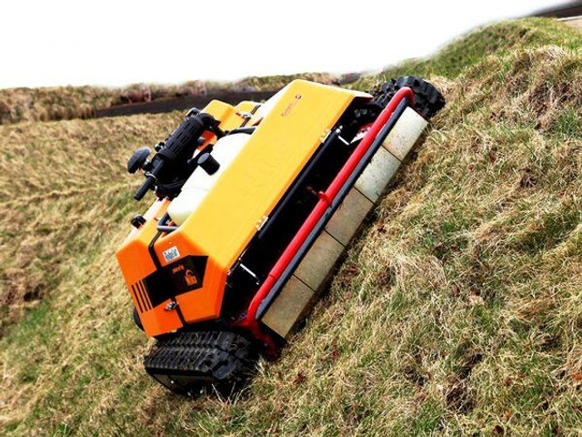 KommTek/NIKO - RoboFlail ONE (700kg/122cm profi) - Χλοοκοπτικό: φωτογραφία 1 KommTek/NIKO - RoboFlail ONE (700kg/122cm profi) - Χλοοκοπτικό: φωτογραφία 1