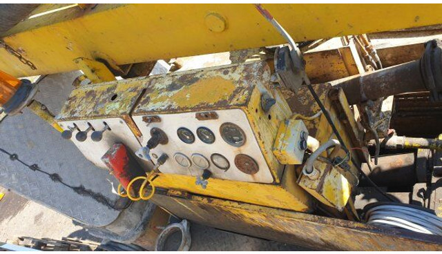 Schwing 2x! 25m BPL 601 +6x6 Tatra 815 (DOCS/KFZ MACHINE +1 no docs/kein - Αντλία σκυροδέματος: φωτογραφία 5 Schwing 2x! 25m BPL 601 +6x6 Tatra 815 (DOCS/KFZ MACHINE +1 no docs/kein - Αντλία σκυροδέματος: φωτογραφία 5