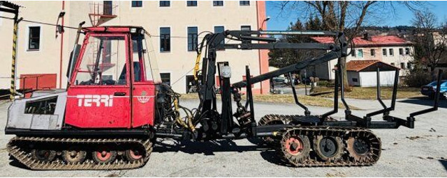 TERRI 4t ATD L - Λαστιχοφόρα προωθητικo - forwarder: φωτογραφία 2 TERRI 4t ATD L - Λαστιχοφόρα προωθητικo - forwarder: φωτογραφία 2