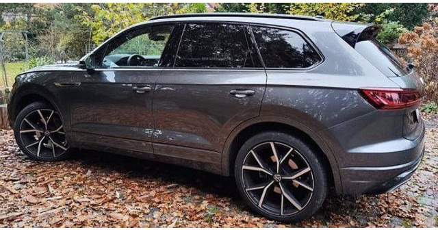 Volkswagen Touareg 3.0 TDi R-line 4-motion - Αυτοκίνητο: φωτογραφία 3 Volkswagen Touareg 3.0 TDi R-line 4-motion - Αυτοκίνητο: φωτογραφία 3