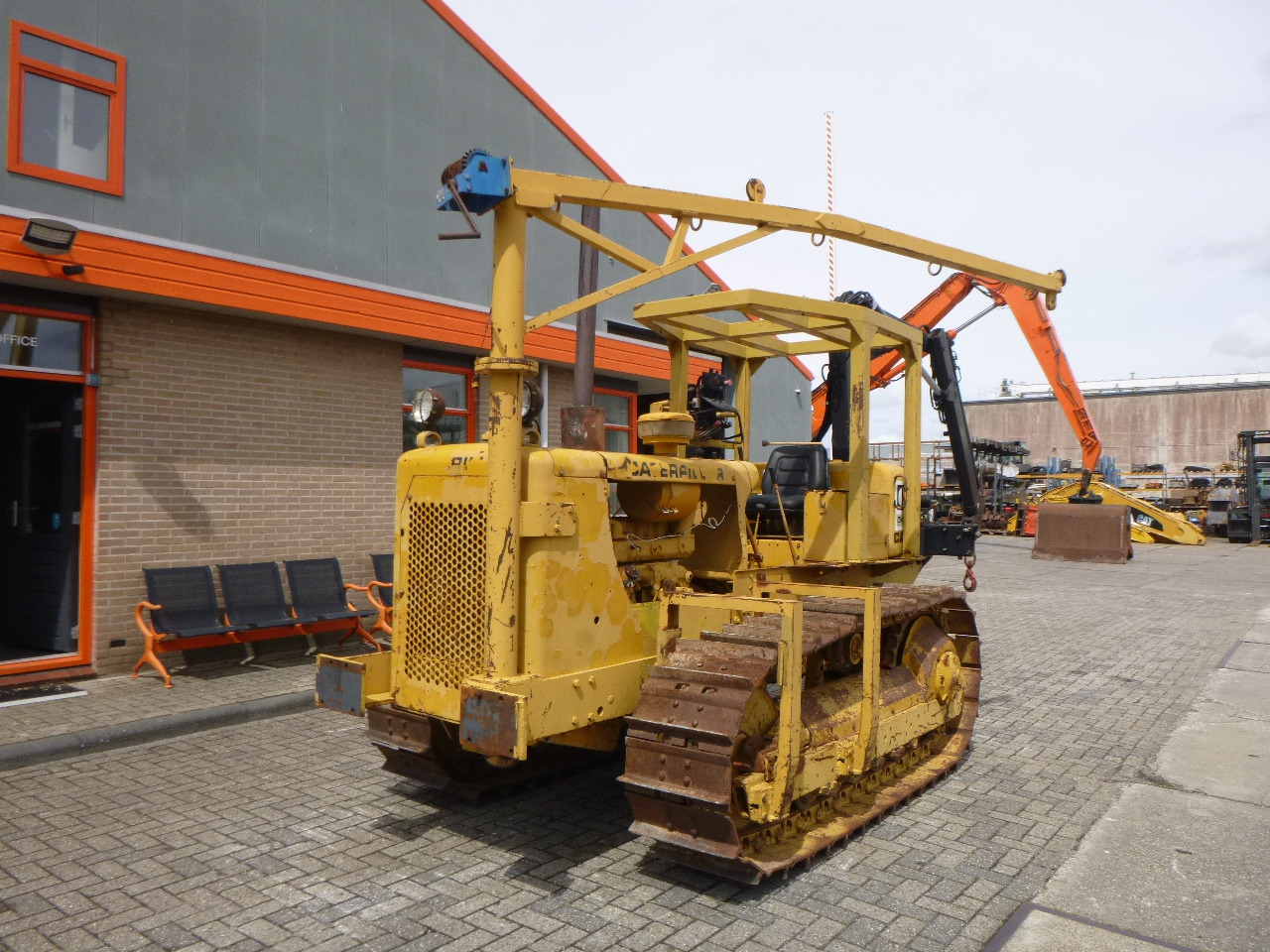 CATERPILLAR D4D - Μηχανήματος τοποθέτησης σωλήνων: φωτογραφία 4 CATERPILLAR D4D - Μηχανήματος τοποθέτησης σωλήνων: φωτογραφία 4