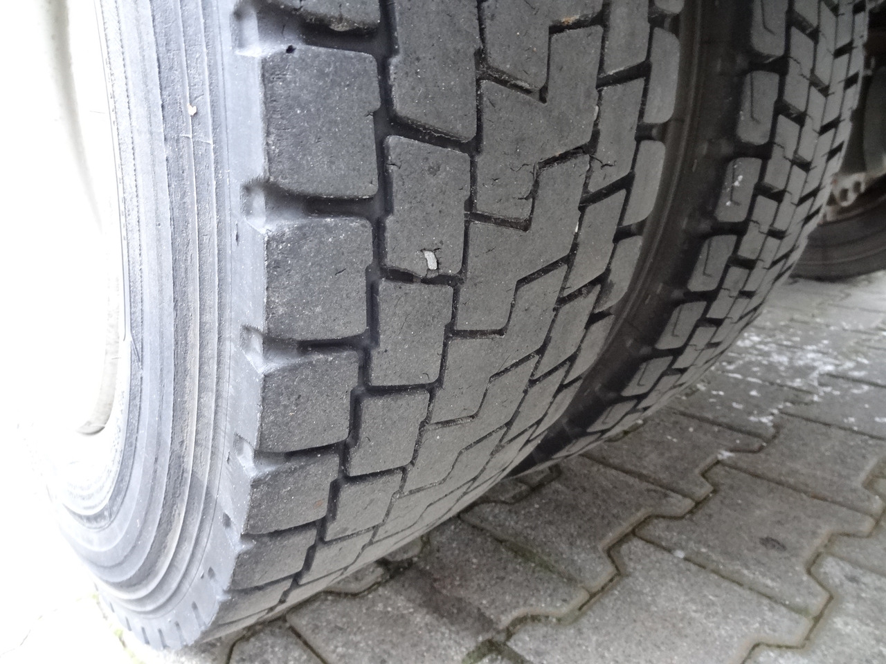 Iveco EuroCargo 120E25 Fassi F38 - Φορτηγό με γερανό, Φορτηγό με ανοιχτή καρότσα: φωτογραφία 2 Iveco EuroCargo 120E25 Fassi F38 - Φορτηγό με γερανό, Φορτηγό με ανοιχτή καρότσα: φωτογραφία 2