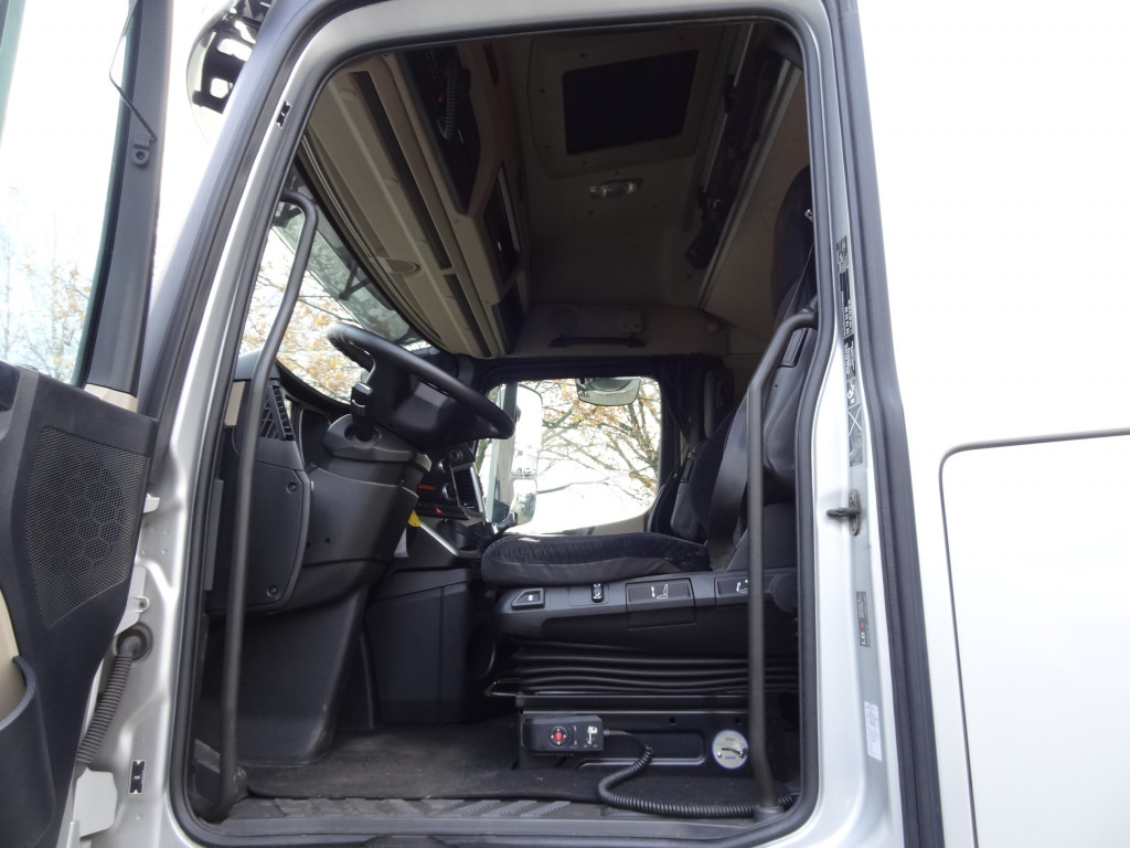 Mercedes-Benz Actros 1842LS Kran HMF 2020 bis 18 Meter - Φορτηγό με γερανό, Τράκτορας: φωτογραφία 5 Mercedes-Benz Actros 1842LS Kran HMF 2020 bis 18 Meter - Φορτηγό με γερανό, Τράκτορας: φωτογραφία 5