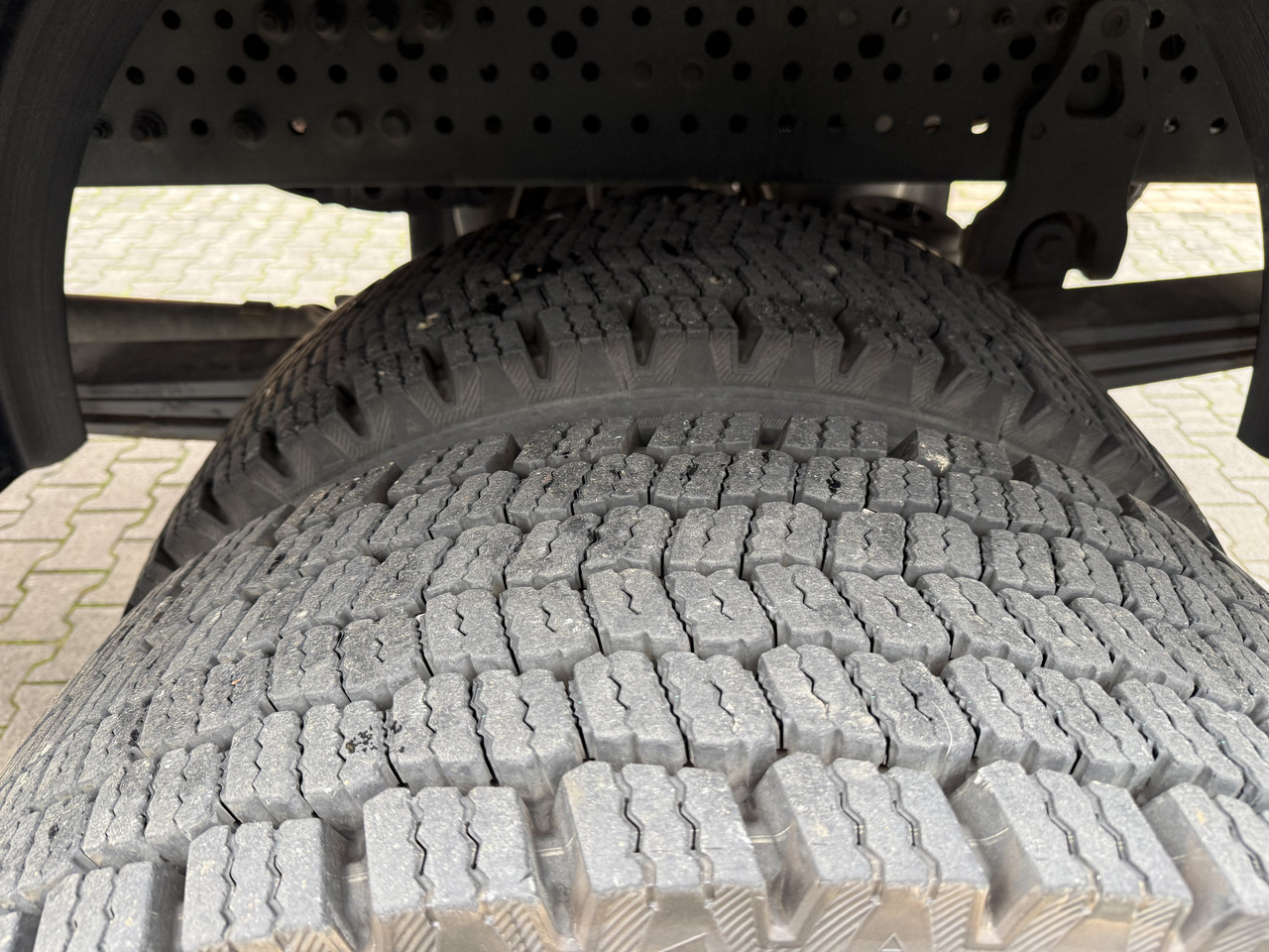 Mercedes-Benz Arocs 1827 AK 4X4 Ex- - Φορτηγό σασί: φωτογραφία 3 Mercedes-Benz Arocs 1827 AK 4X4 Ex- - Φορτηγό σασί: φωτογραφία 3