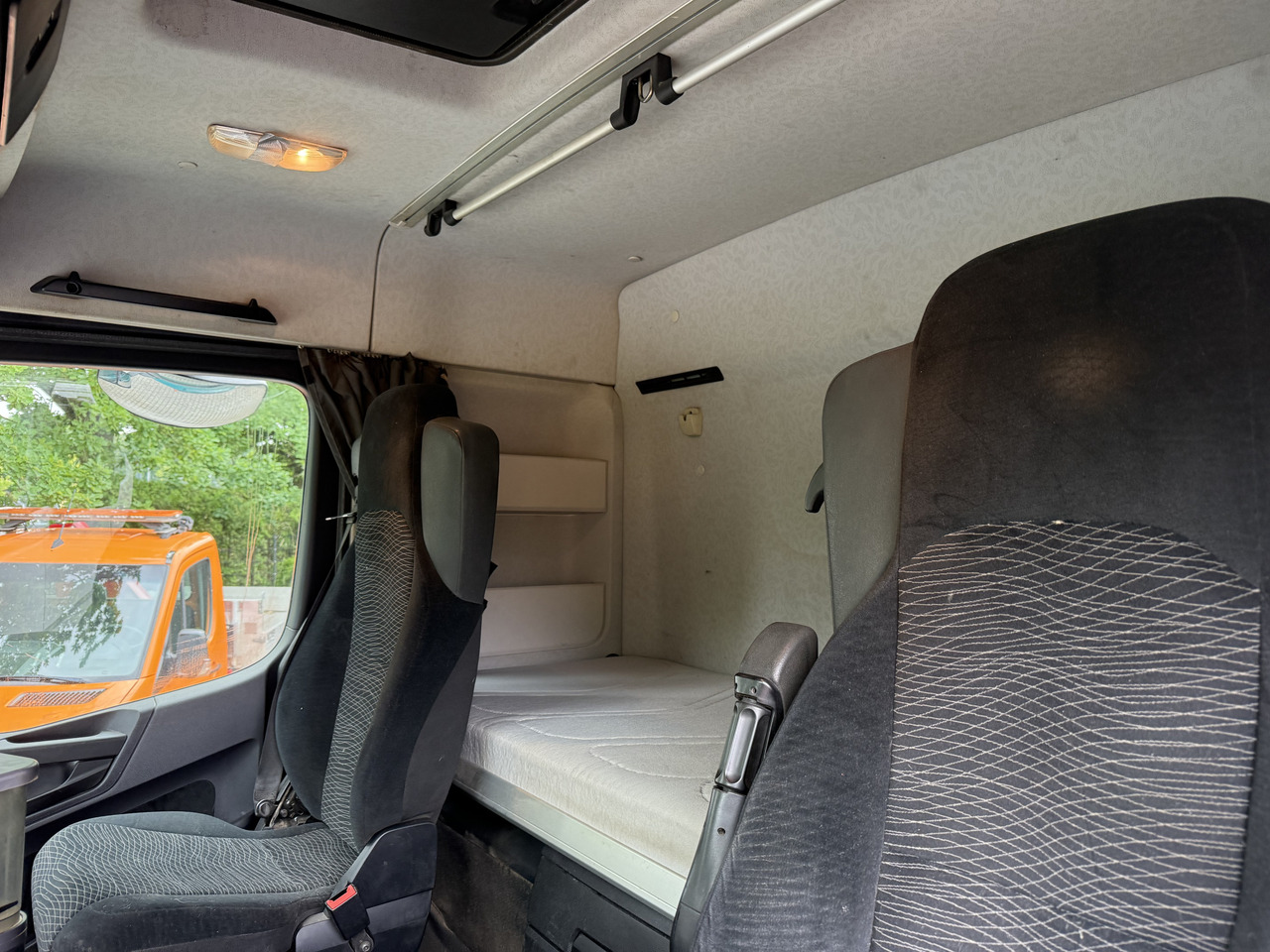 Mercedes-Benz Arocs 3251 8X4 Haken mit Kran HMF 2620 K5 - Φορτηγό φόρτωσης γάντζου, Φορτηγό με γερανό: φωτογραφία 4 Mercedes-Benz Arocs 3251 8X4 Haken mit Kran HMF 2620 K5 - Φορτηγό φόρτωσης γάντζου, Φορτηγό με γερανό: φωτογραφία 4