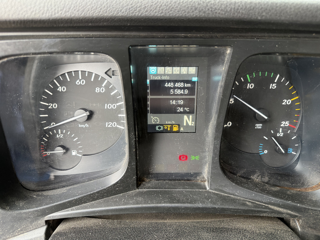 Mercedes-Benz Arocs 3251 8X4 Haken mit Kran HMF 2620 K5 - Φορτηγό φόρτωσης γάντζου, Φορτηγό με γερανό: φωτογραφία 5 Mercedes-Benz Arocs 3251 8X4 Haken mit Kran HMF 2620 K5 - Φορτηγό φόρτωσης γάντζου, Φορτηγό με γερανό: φωτογραφία 5