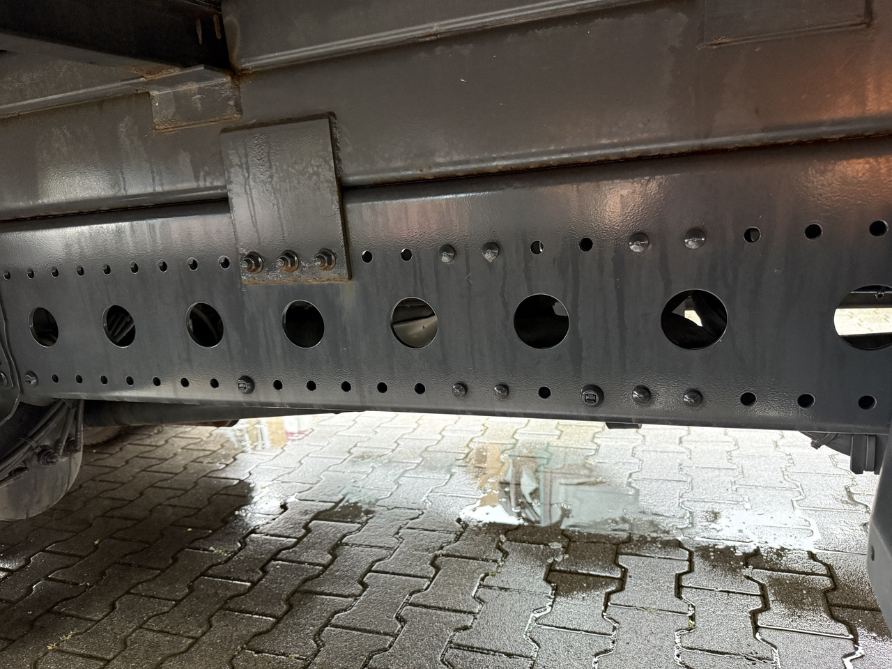 Leasing Mercedes-Benz Atego 1227 Kran MKG 96 Mercedes-Benz Atego 1227 Kran MKG 96: φωτογραφία 15 Leasing Mercedes-Benz Atego 1227 Kran MKG 96 Mercedes-Benz Atego 1227 Kran MKG 96: φωτογραφία 15