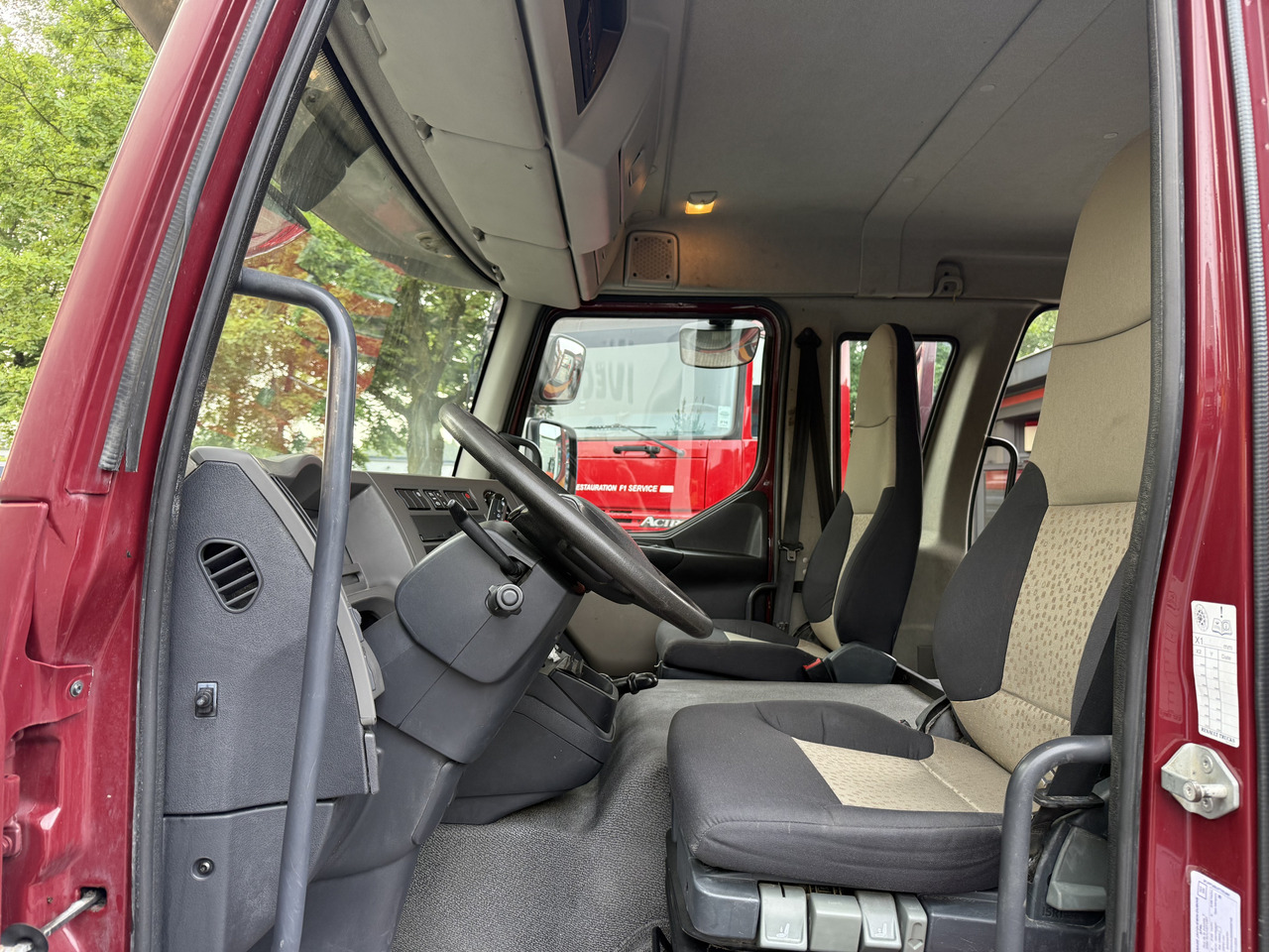 Renault Midlum 180.10 DoKa - Φορτηγό κόφα: φωτογραφία 4 Renault Midlum 180.10 DoKa - Φορτηγό κόφα: φωτογραφία 4