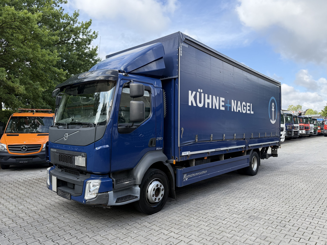Volvo FL210 14 Tonner - Φορτηγό μουσαμάς: φωτογραφία 1 Volvo FL210 14 Tonner - Φορτηγό μουσαμάς: φωτογραφία 1