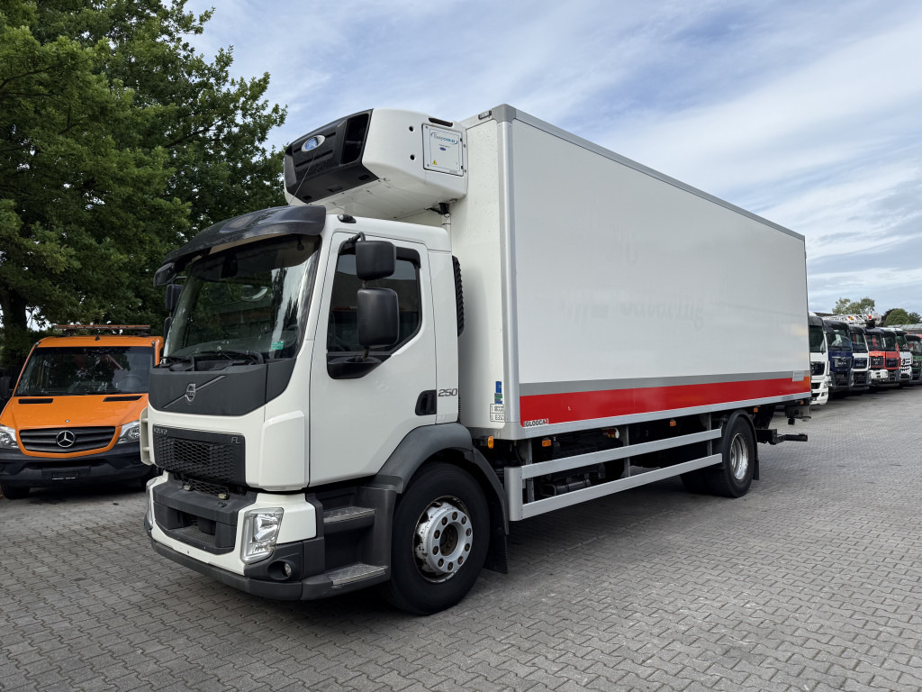 Volvo FL250.18 Carrier Supra 850Mt - Φορτηγό ψυγείο: φωτογραφία 1 Volvo FL250.18 Carrier Supra 850Mt - Φορτηγό ψυγείο: φωτογραφία 1