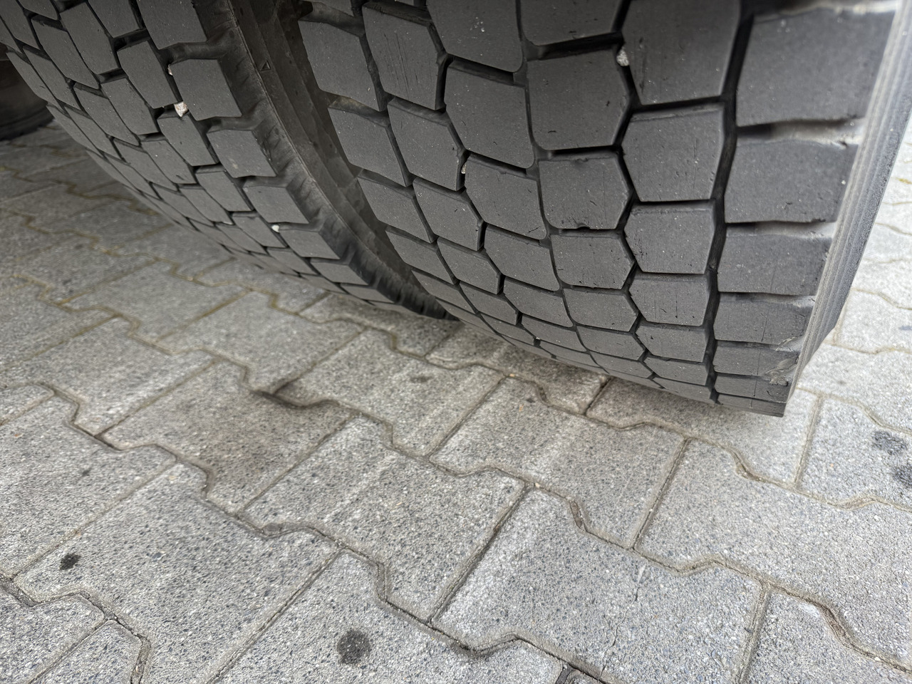 Volvo FL250.18 Carrier Supra 850Mt - Φορτηγό ψυγείο: φωτογραφία 3 Volvo FL250.18 Carrier Supra 850Mt - Φορτηγό ψυγείο: φωτογραφία 3