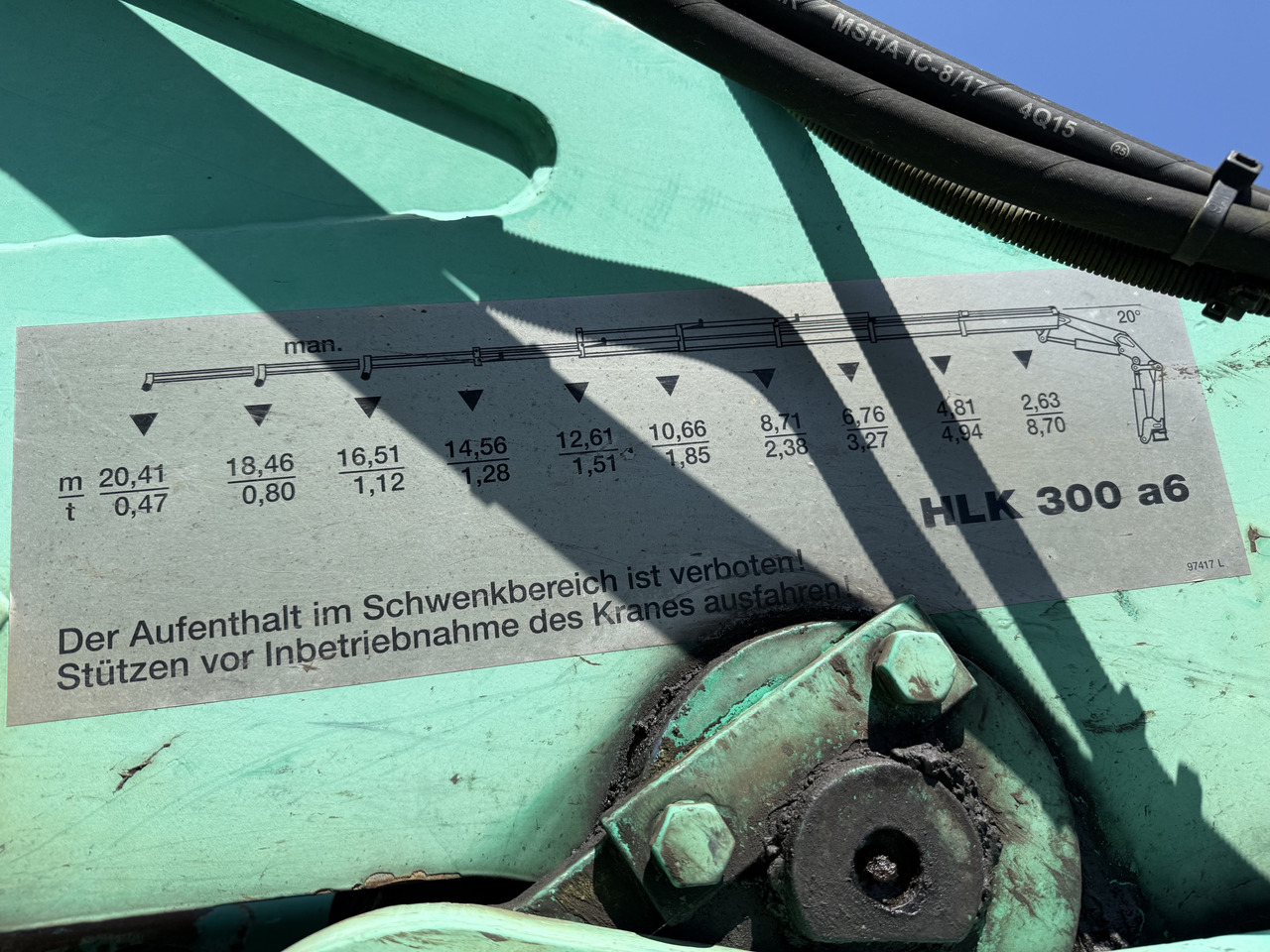 Volvo FM12 420 4X4 Kran MKG 300 bis 24 Meter - Φορτηγό με ανοιχτή καρότσα, Φορτηγό με γερανό: φωτογραφία 3 Volvo FM12 420 4X4 Kran MKG 300 bis 24 Meter - Φορτηγό με ανοιχτή καρότσα, Φορτηγό με γερανό: φωτογραφία 3