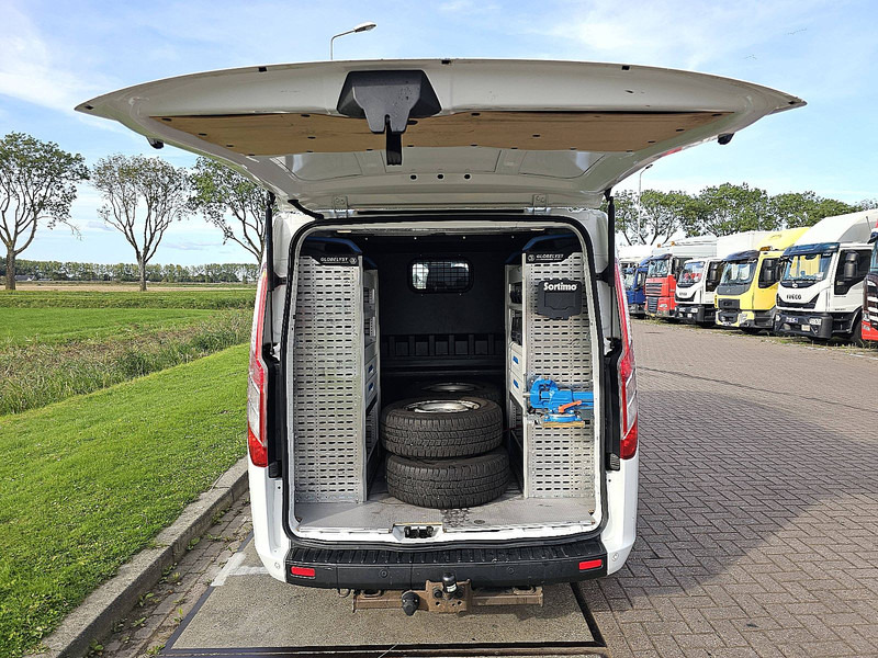 Μικρό βαν Ford Transit Custom 2.0 L1H1 Dub.-Cab. Navi: φωτογραφία 14 Μικρό βαν Ford Transit Custom 2.0 L1H1 Dub.-Cab. Navi: φωτογραφία 14