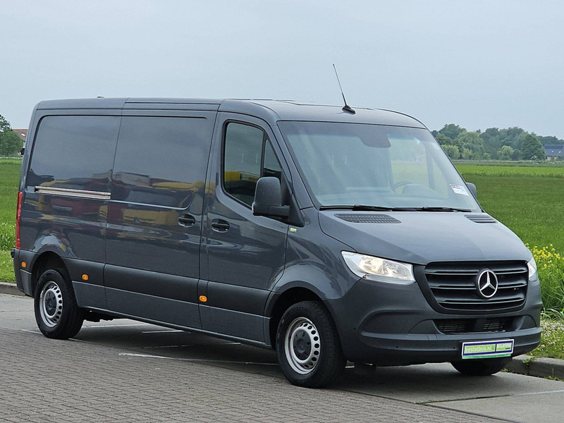 Mercedes-Benz Sprinter 314 L2H1 Mbux Airco! - Βαν: φωτογραφία 5 Mercedes-Benz Sprinter 314 L2H1 Mbux Airco! - Βαν: φωτογραφία 5