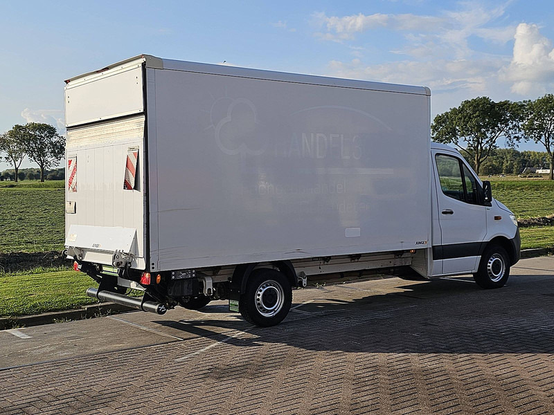 Mercedes-Benz Sprinter 316 Bakwagen Laadklep! - Επαγγελματικό αυτοκίνητο κόφα: φωτογραφία 3 Mercedes-Benz Sprinter 316 Bakwagen Laadklep! - Επαγγελματικό αυτοκίνητο κόφα: φωτογραφία 3