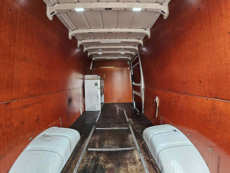 Βαν Volkswagen Crafter 50 2.0 TDI 177 DSG L4H3: φωτογραφία 10