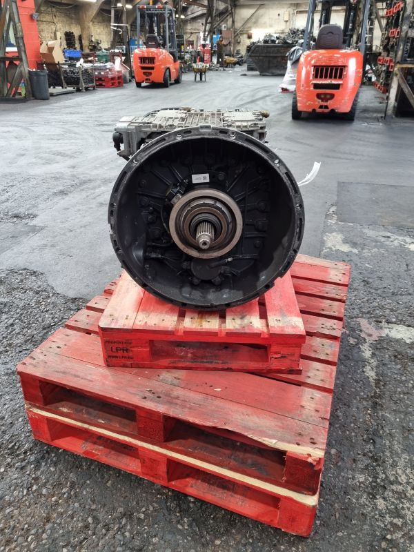 Volvo AT2412C Gearbox - Κιβώτιο ταχυτήτων: φωτογραφία 2 Volvo AT2412C Gearbox - Κιβώτιο ταχυτήτων: φωτογραφία 2