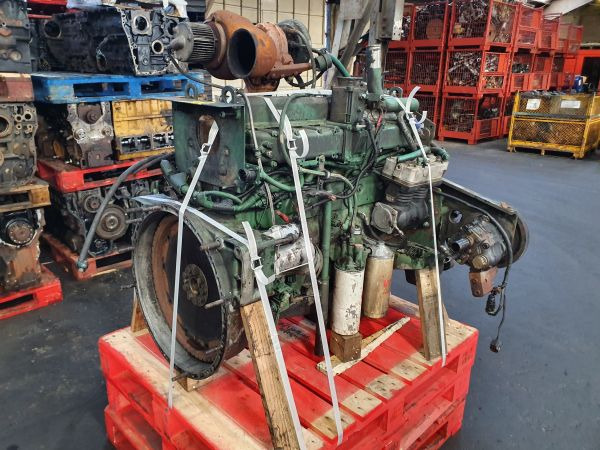 Volvo D7C215 - Κινητήρας: φωτογραφία 3 Volvo D7C215 - Κινητήρας: φωτογραφία 3