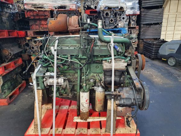 Volvo D7C215 - Κινητήρας: φωτογραφία 4 Volvo D7C215 - Κινητήρας: φωτογραφία 4