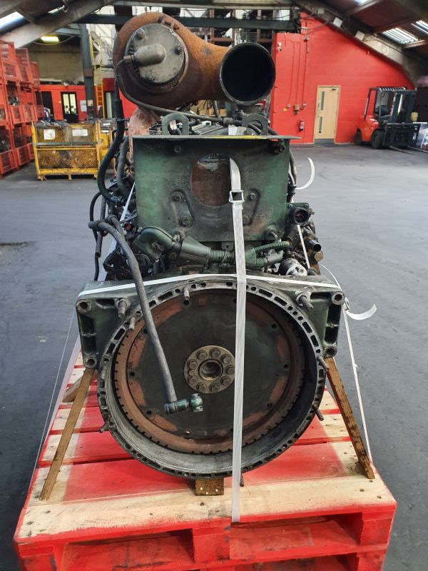 Volvo D7C215 - Κινητήρας: φωτογραφία 2 Volvo D7C215 - Κινητήρας: φωτογραφία 2