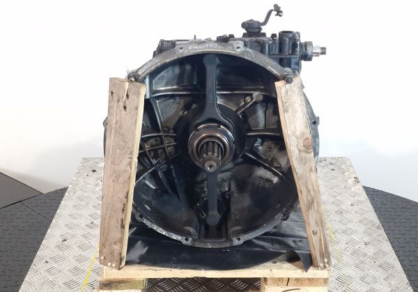 ZF 6S1000TO Gearbox - Κιβώτιο ταχυτήτων: φωτογραφία 1 ZF 6S1000TO Gearbox - Κιβώτιο ταχυτήτων: φωτογραφία 1