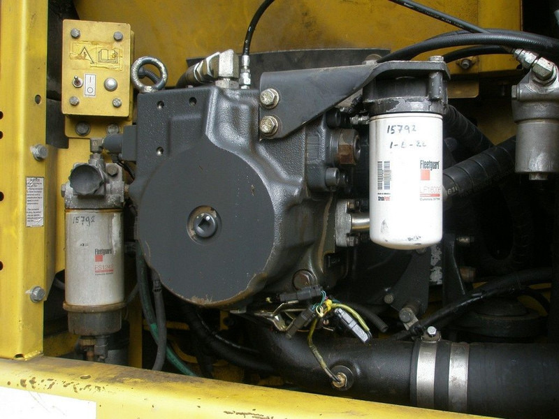 Komatsu PC 210LC-8 - Ερπυστριοφόρος εκσκαφέας: φωτογραφία 4 Komatsu PC 210LC-8 - Ερπυστριοφόρος εκσκαφέας: φωτογραφία 4