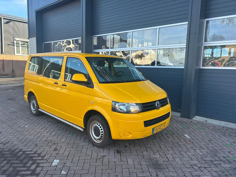 Volkswagen Transporter Kombi - Λεωφορείο: φωτογραφία 3 Volkswagen Transporter Kombi - Λεωφορείο: φωτογραφία 3