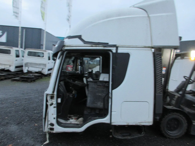 Iveco IVECO HI WAY VOOR ONDERDELEN DONOR MODEL 2018 EURO 6 - Καμπίνα και εσωτερικό για Φορτηγό: φωτογραφία 3 Iveco IVECO HI WAY VOOR ONDERDELEN DONOR MODEL 2018 EURO 6 - Καμπίνα και εσωτερικό για Φορτηγό: φωτογραφία 3