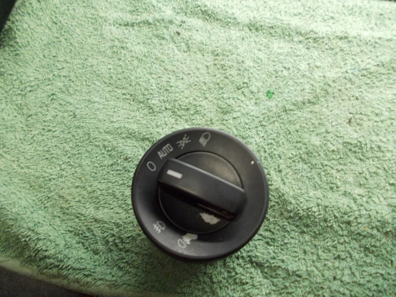 MAN 81.25525-6244 LAMPEN SCHAKELAAR MAN 18.500 MODEL 2021 - Ηλεκτρικό σύστημα για Φορτηγό: φωτογραφία 4 MAN 81.25525-6244 LAMPEN SCHAKELAAR MAN 18.500 MODEL 2021 - Ηλεκτρικό σύστημα για Φορτηγό: φωτογραφία 4