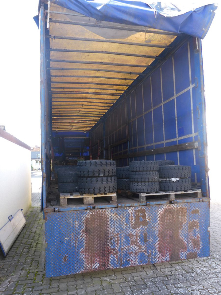 Tieflader mit starker 12 Tonnen Winde Top - Επικαθήμενο με χαμηλό δάπεδο: φωτογραφία 2 Tieflader mit starker 12 Tonnen Winde Top - Επικαθήμενο με χαμηλό δάπεδο: φωτογραφία 2