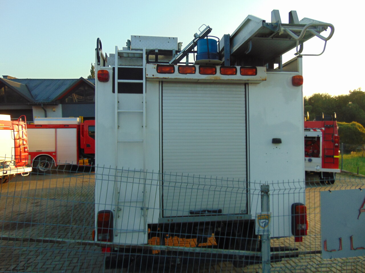 Leasing MERCEDES-BENZ 1124AF 4x4 MAGIRUS MERCEDES-BENZ 1124AF 4x4 MAGIRUS: φωτογραφία 6