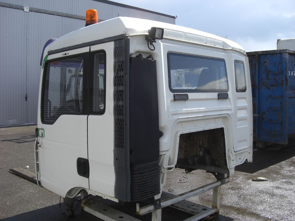 MAN Kurz TGA / TGS - Καμπίνα: φωτογραφία 4 MAN Kurz TGA / TGS - Καμπίνα: φωτογραφία 4