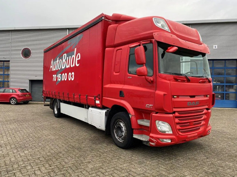DAF CF400 / CURTAIN SAILS / BIG PLATFORM 2500 KG / DEB / NAVI / FULL-AIR / LWDS / ACC / AUTOMATIC / EURO-6 / 2015 - Φορτηγό κόφα: φωτογραφία 2 DAF CF400 / CURTAIN SAILS / BIG PLATFORM 2500 KG / DEB / NAVI / FULL-AIR / LWDS / ACC / AUTOMATIC / EURO-6 / 2015 - Φορτηγό κόφα: φωτογραφία 2