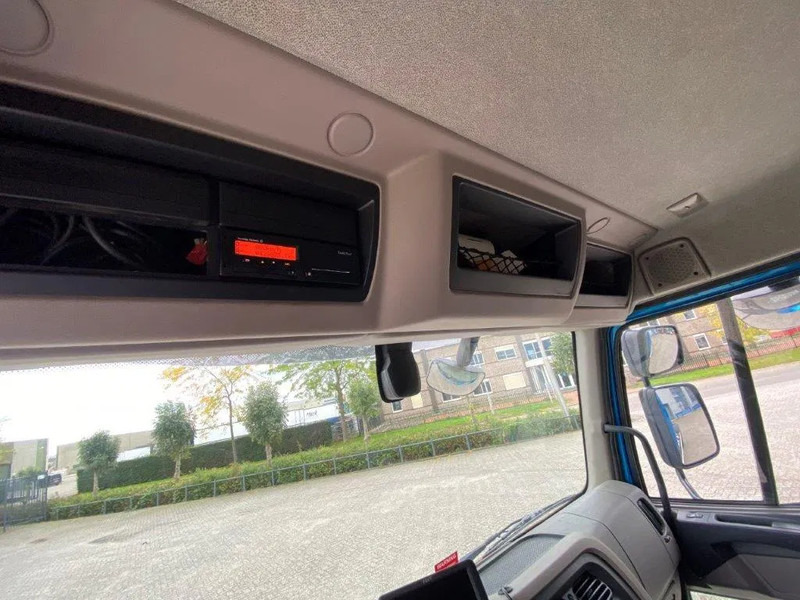 Φορτηγό σασί DAF LF290 / ONLY:429873KM / LWDS / GOOD TYRES / AUTOMATIC / EURO-6 / 2018: φωτογραφία 16