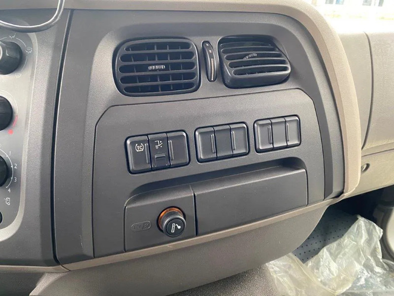 Φορτηγό σασί DAF LF290 / ONLY:429873KM / LWDS / GOOD TYRES / AUTOMATIC / EURO-6 / 2018: φωτογραφία 15