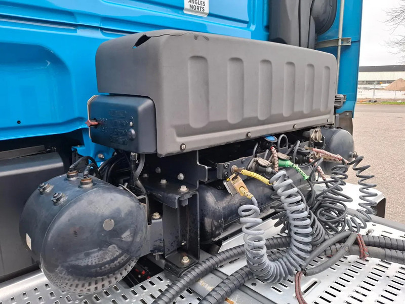 Τράκτορας DAF XF106-530 / 6X4 / INTARDER / HYDRAULICS / ONLY:418213 KM / TUV:16-06-2026 / 44TON / LWDS / MANUAL / EURO-6 / 2018: φωτογραφία 11 Τράκτορας DAF XF106-530 / 6X4 / INTARDER / HYDRAULICS / ONLY:418213 KM / TUV:16-06-2026 / 44TON / LWDS / MANUAL / EURO-6 / 2018: φωτογραφία 11