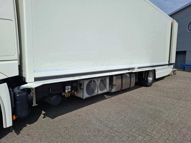 Αυτοκινούμενη καντίνα Mercedes-Benz Actros 1843 / GERMAN FLOWER TRUCK / 162021 KM / ISOLATED BOX / COOL & HEATED / NAVI / PLATFORM 1500 KG / TOP CONDITION / FULL-AI: φωτογραφία 14