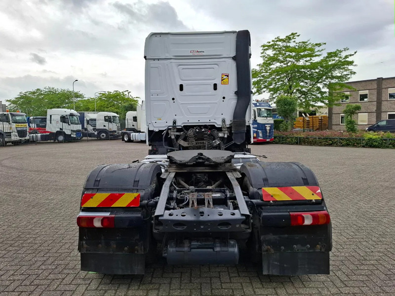 Mercedes-Benz Actros 1945 / HYDRAULICS / SMART TACHO / ONLY:743899 KM / 2XBED / FRIDGE / AUTOMATIC / EURO-6 / 2018 - Τράκτορας: φωτογραφία 4 Mercedes-Benz Actros 1945 / HYDRAULICS / SMART TACHO / ONLY:743899 KM / 2XBED / FRIDGE / AUTOMATIC / EURO-6 / 2018 - Τράκτορας: φωτογραφία 4