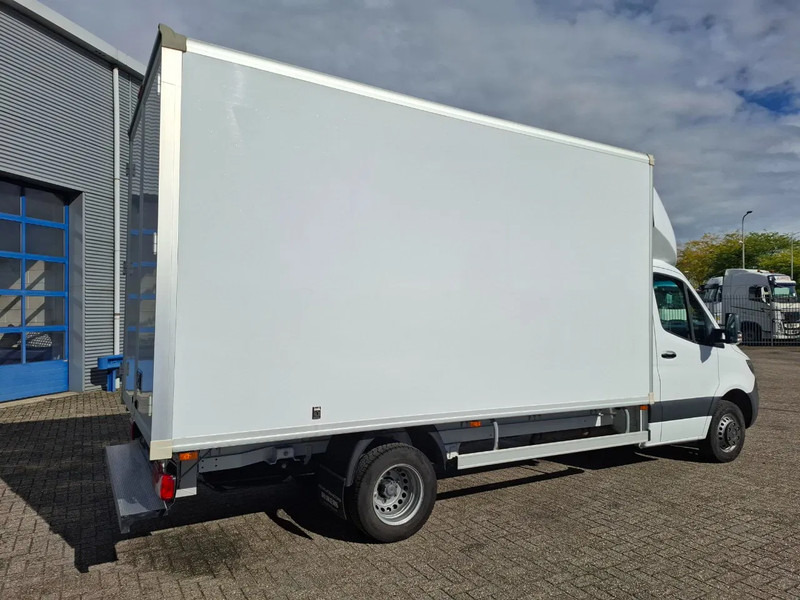 Leasing Mercedes-Benz Sprinter 516 CDI / DOUBLE AIR REAR / CLEAN NL VAN / TUV:19-03-2026 / MBUX / NAVI / KEYLESS START / DAB RADIO / 3SEATS / AUTOMATIC / 2021 Mercedes-Benz Sprinter 516 CDI / DOUBLE AIR REAR / CLEAN NL VAN / TUV:19-03-2026 / MBUX / NAVI / KEYLESS START / DAB RADIO / 3SEATS / AUTOMATIC / 2021: φωτογραφία 6