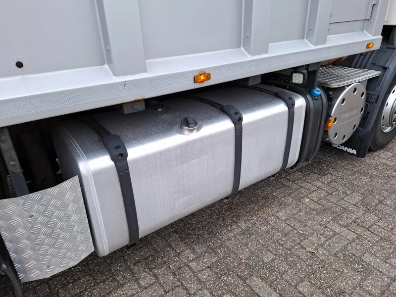 Leasing Scania P360 / RETARDER / ONLY:234640 KM / LENKACHSE / AIRCO / WORKING GARBAGE TRUCK / AUTOMATIC / EURO-5 / 2013 Scania P360 / RETARDER / ONLY:234640 KM / LENKACHSE / AIRCO / WORKING GARBAGE TRUCK / AUTOMATIC / EURO-5 / 2013: φωτογραφία 13 Leasing Scania P360 / RETARDER / ONLY:234640 KM / LENKACHSE / AIRCO / WORKING GARBAGE TRUCK / AUTOMATIC / EURO-5 / 2013 Scania P360 / RETARDER / ONLY:234640 KM / LENKACHSE / AIRCO / WORKING GARBAGE TRUCK / AUTOMATIC / EURO-5 / 2013: φωτογραφία 13