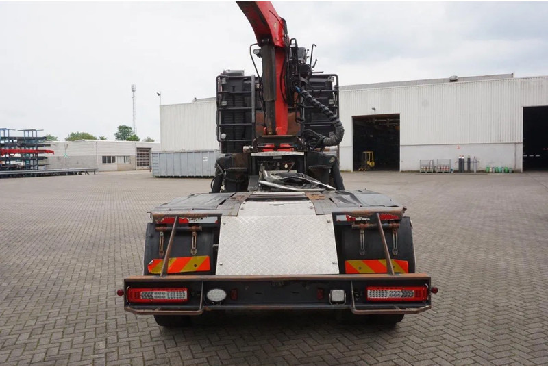 Φορτηγό ξυλείας, Φορτηγό με γερανό Volvo FH16-750 / ENGINE RUNNING / 6x4 / RETARDER / BIG AXLE / VEB+ / PALFINGER FD250 / EURO-6 / 2016: φωτογραφία 7 Φορτηγό ξυλείας, Φορτηγό με γερανό Volvo FH16-750 / ENGINE RUNNING / 6x4 / RETARDER / BIG AXLE / VEB+ / PALFINGER FD250 / EURO-6 / 2016: φωτογραφία 7