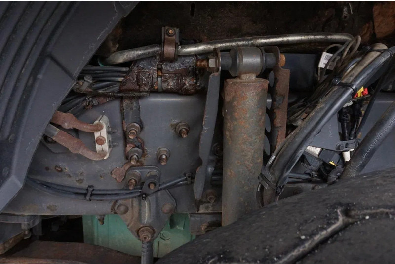 Φορτηγό ξυλείας, Φορτηγό με γερανό Volvo FH16-750 / ENGINE RUNNING / 6x4 / RETARDER / BIG AXLE / VEB+ / PALFINGER FD250 / EURO-6 / 2016: φωτογραφία 15 Φορτηγό ξυλείας, Φορτηγό με γερανό Volvo FH16-750 / ENGINE RUNNING / 6x4 / RETARDER / BIG AXLE / VEB+ / PALFINGER FD250 / EURO-6 / 2016: φωτογραφία 15