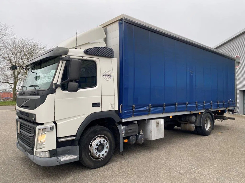 Volvo FM11-330 / LOW KM'S:472120 KM / LWDS / FULL-AIR / NAVI / CURTAIN SAILS / PLATFORM 2500KG / AUTOMATIC / EURO-6 / 2016 - Φορτηγό μουσαμάς: φωτογραφία 1 Volvo FM11-330 / LOW KM'S:472120 KM / LWDS / FULL-AIR / NAVI / CURTAIN SAILS / PLATFORM 2500KG / AUTOMATIC / EURO-6 / 2016 - Φορτηγό μουσαμάς: φωτογραφία 1