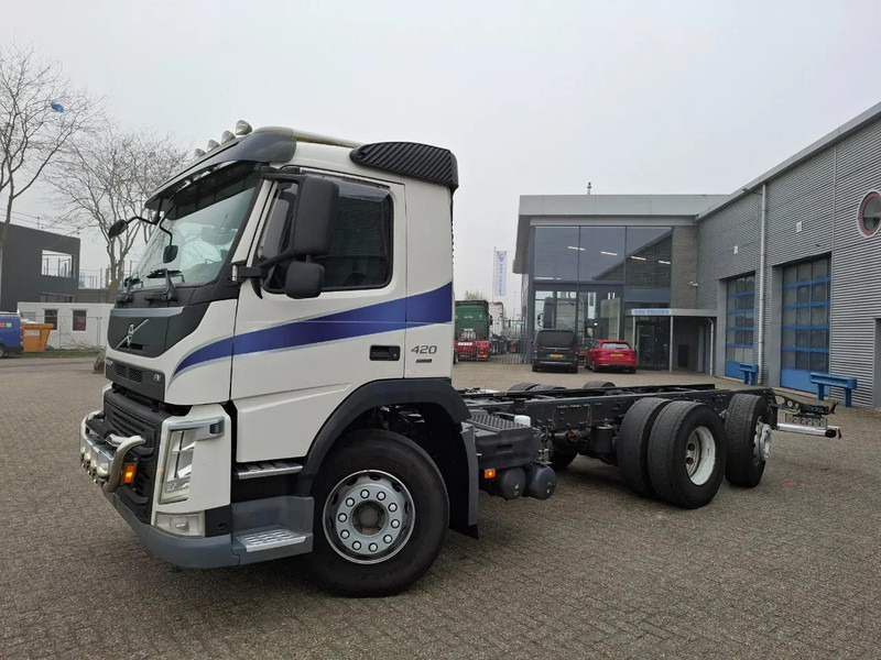 Volvo FM4-420 / VEB+ / LWDS / LIFT+LENKACHSE / ONLY:336223 KM / INLINER / AUTOMATIC / EURO-6 / 2018 - Φορτηγό σασί: φωτογραφία 1 Volvo FM4-420 / VEB+ / LWDS / LIFT+LENKACHSE / ONLY:336223 KM / INLINER / AUTOMATIC / EURO-6 / 2018 - Φορτηγό σασί: φωτογραφία 1